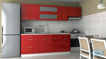 Zobrazit detail zboží: Kuchyňská linka Emilia 180/240 červená vysoký lesk (Kuchyně moderní)